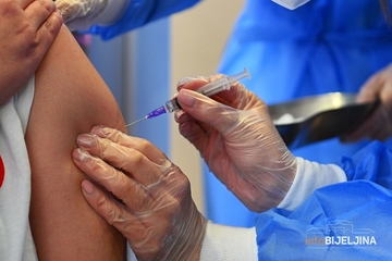 Umjesto vakcina ljudima ubrizgavali slanu vodu