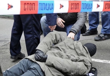 Otkopčao pantalone pred djecom: Policija uhapsila muškarca koji se samozadovoljavao, djevojčice ga prijavile policiji
