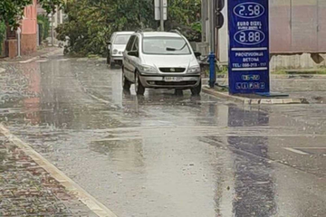 Meteorolozi upozoravaju na nevrijeme: Stižu kiša, led i jak vjetar do 70 kilometara na sat