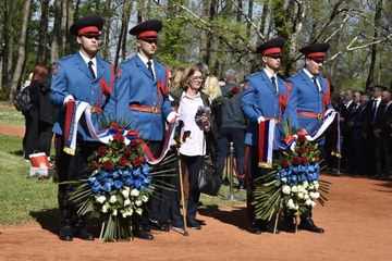Nikad posjećenije: Hiljade okupljenih u Donjoj Gradini u čast žrtava ustaškog zločina 