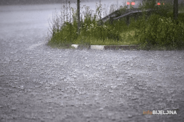 Na snazi narandžasti meteoalarm: Obilne padavine na jugu