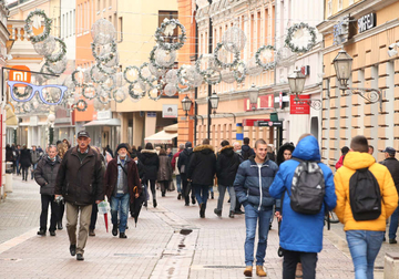 DANAS STIŽE 200 SLOVENACA Nova godina oživjela Banjaluku, grad pun stranaca
