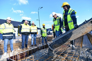 Počelo spajanje šina na pruzi do Hrasnice