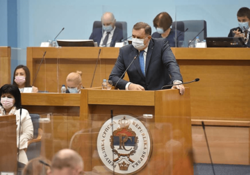 „Umoran sam od vas i vaših laži“ Polemika Dodika i Stanića se nastavlja