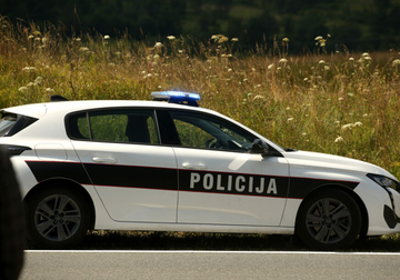 Nesreća kad Gornjeg Vakufa: Vozilom usmrtio pješaka i pobjegao, pa mu otac pomagao da SAKRIJE TRAGOVE