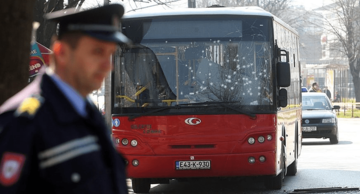 PRISILNO SMJEŠTEN NA PSIHIJATRIJU Bacio bombu na vozača autobusa, a odlukom suda mu treba biti isplaćeno 1.000 KM