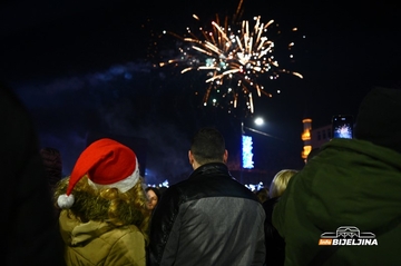 I Sarajevo u novogodišnjoj noći bez vatrometa